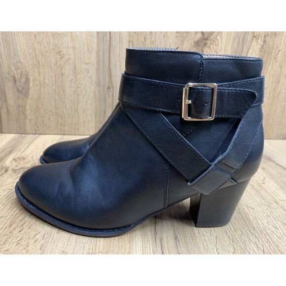 Vionic Women's Trinity Black Leather Ankle Boots Sz 9.5 Gold Buckle Straps Shors - Picture 3 of 16